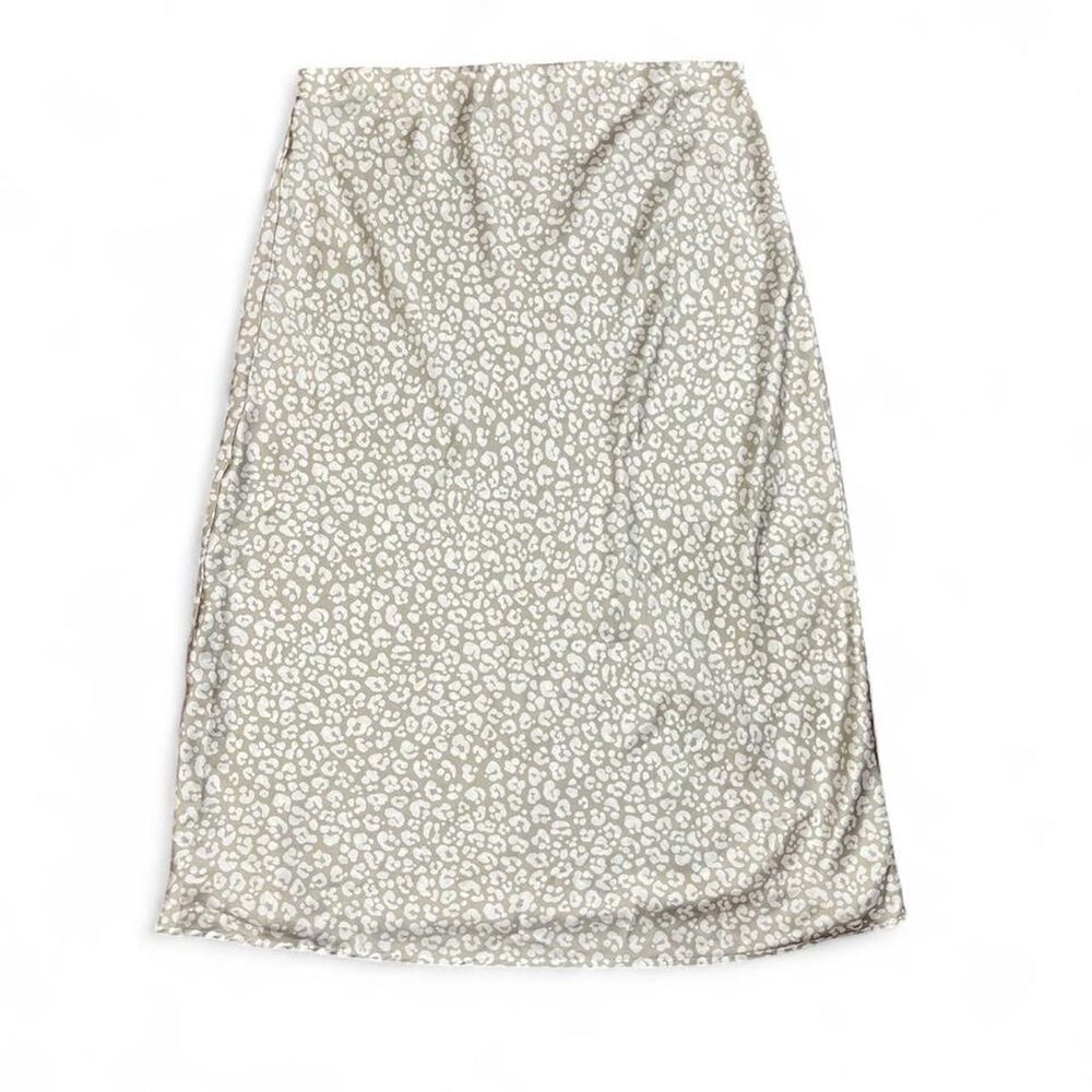 Mud Pie Women's Cheetah Print Silky Soft Midi Skirt